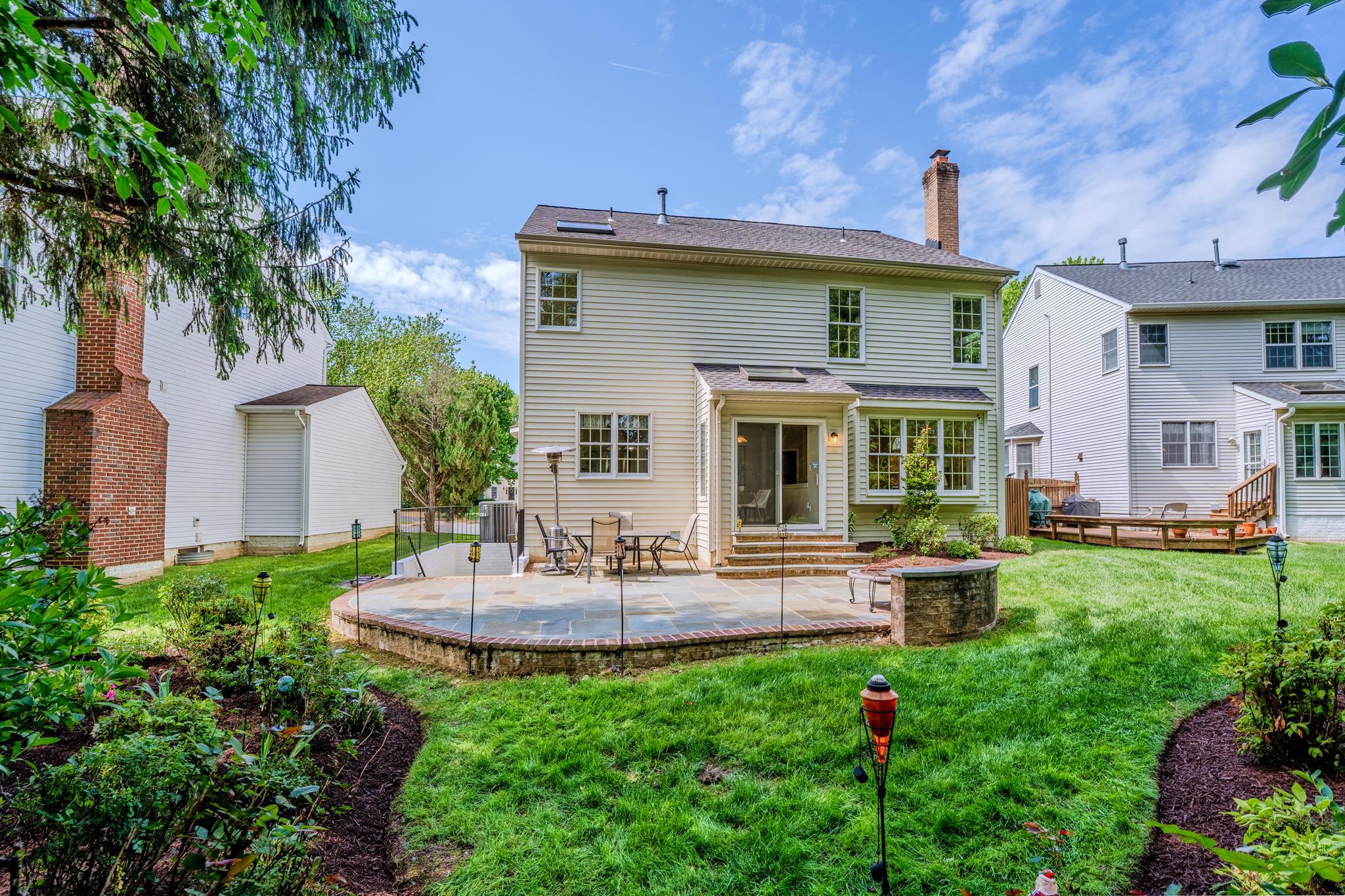 1327 MURRAY DOWNS WAY