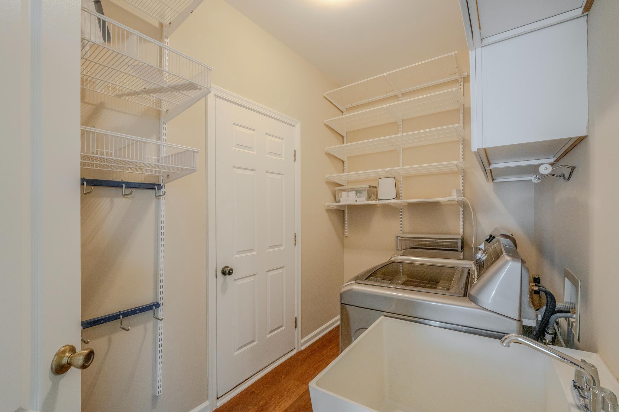 1327 MURRAY DOWNS WAY