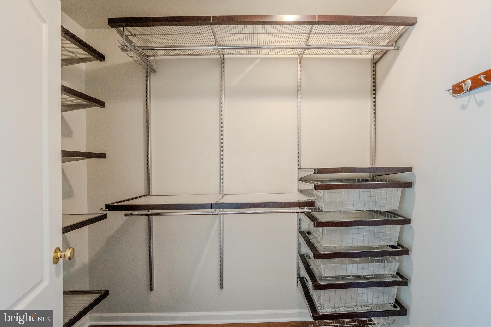 1327 MURRAY DOWNS WAY