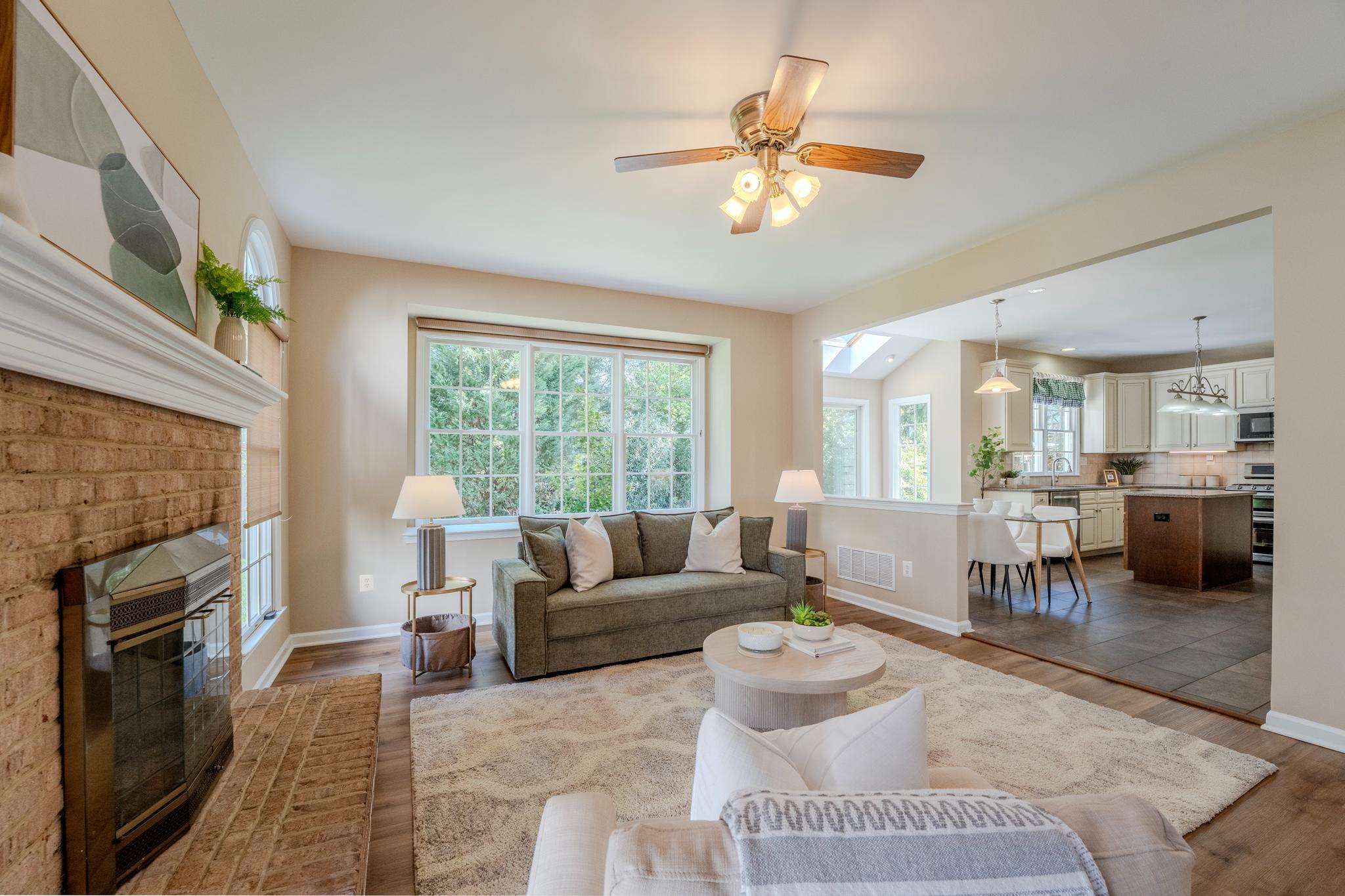 1327 MURRAY DOWNS WAY