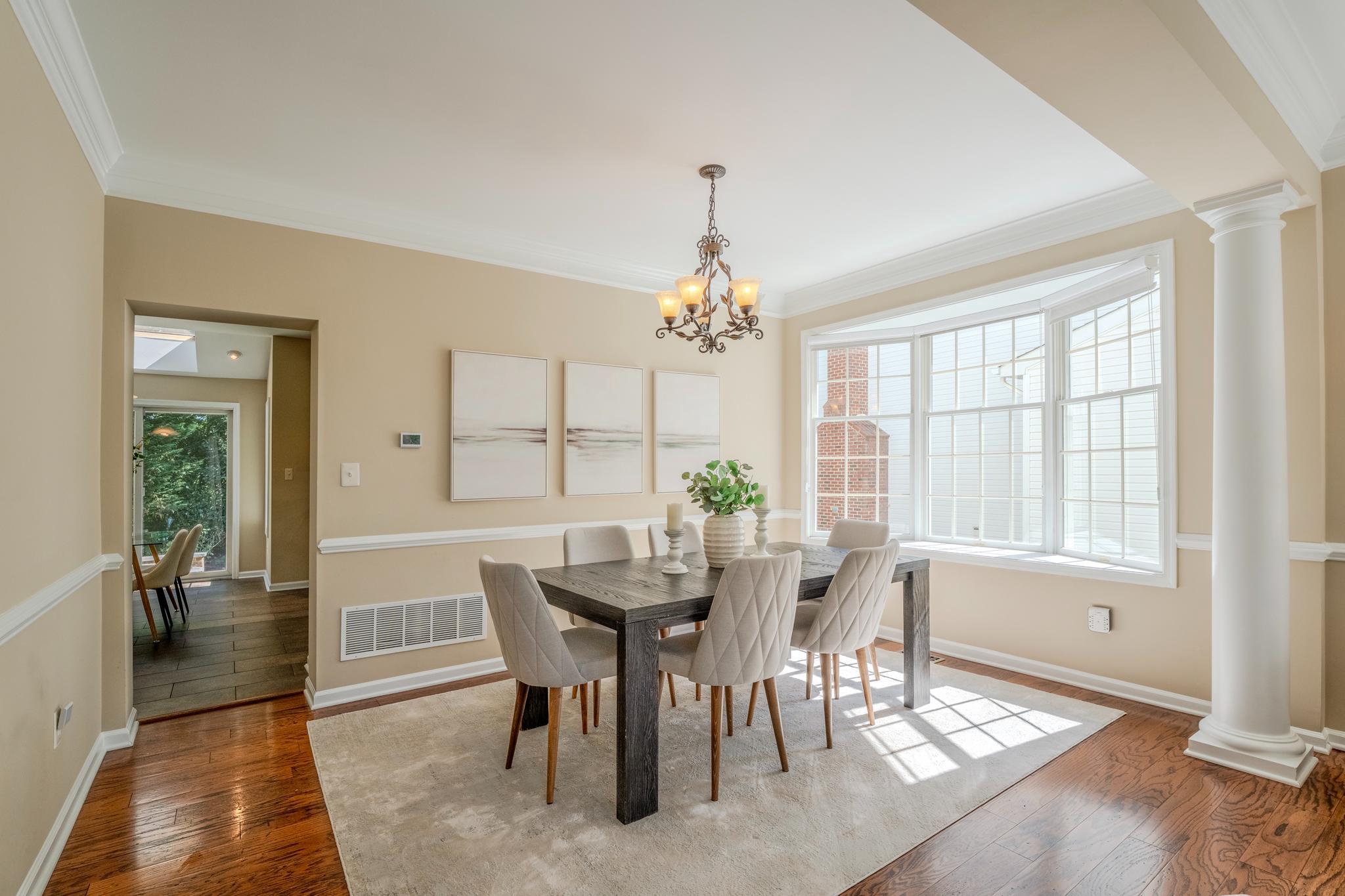 1327 MURRAY DOWNS WAY