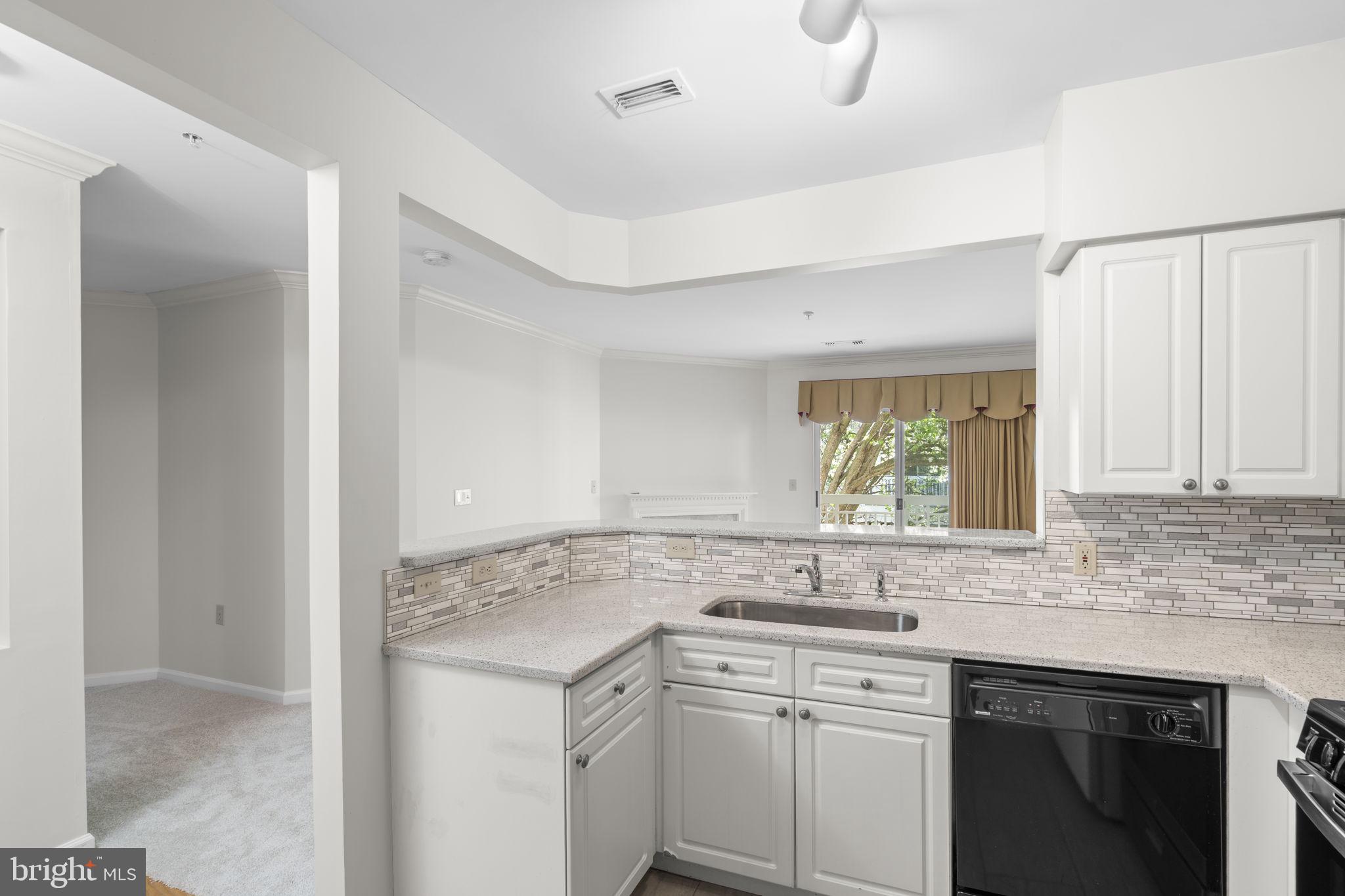 12915 ALTON SQUARE 213