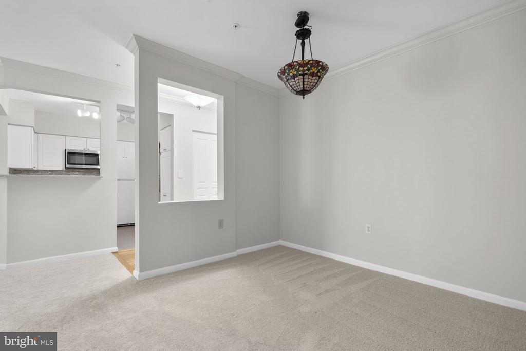 12915 ALTON SQUARE 213