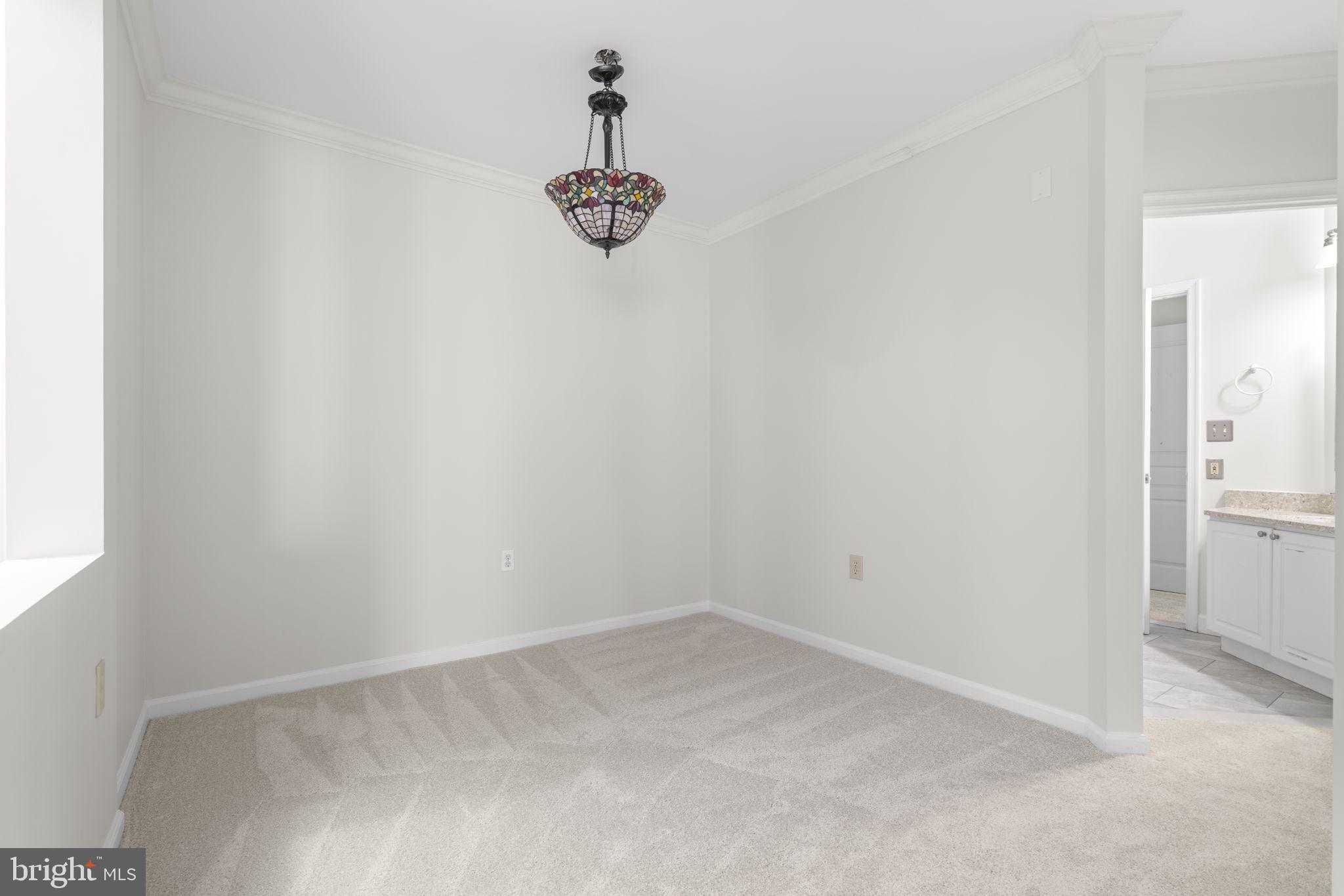 12915 ALTON SQUARE 213