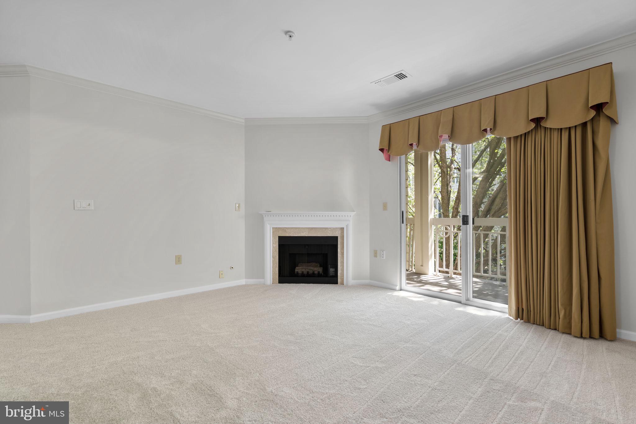12915 ALTON SQUARE 213