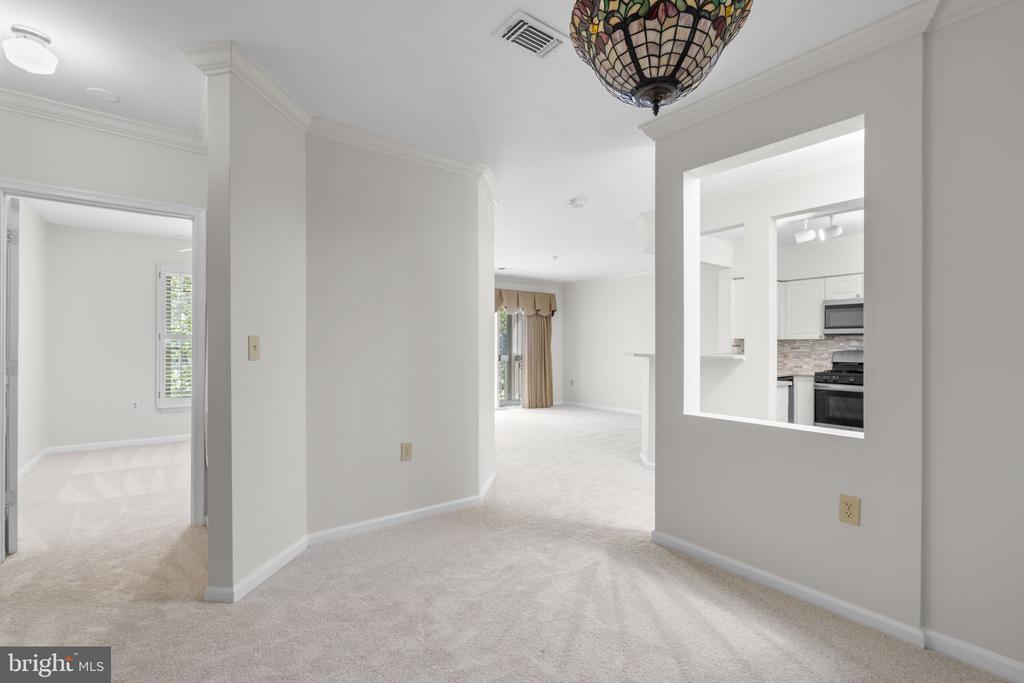 12915 ALTON SQUARE 213