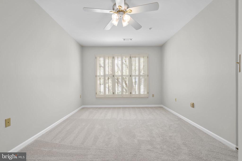 12915 ALTON SQUARE 213