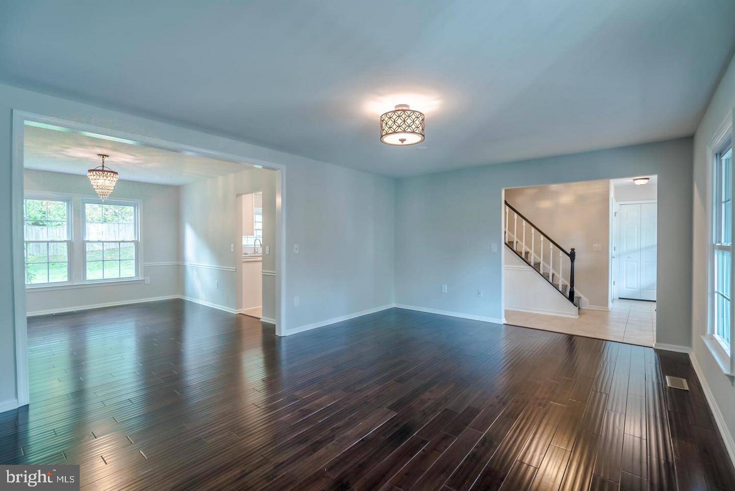 503 HUNT WAY LANE
