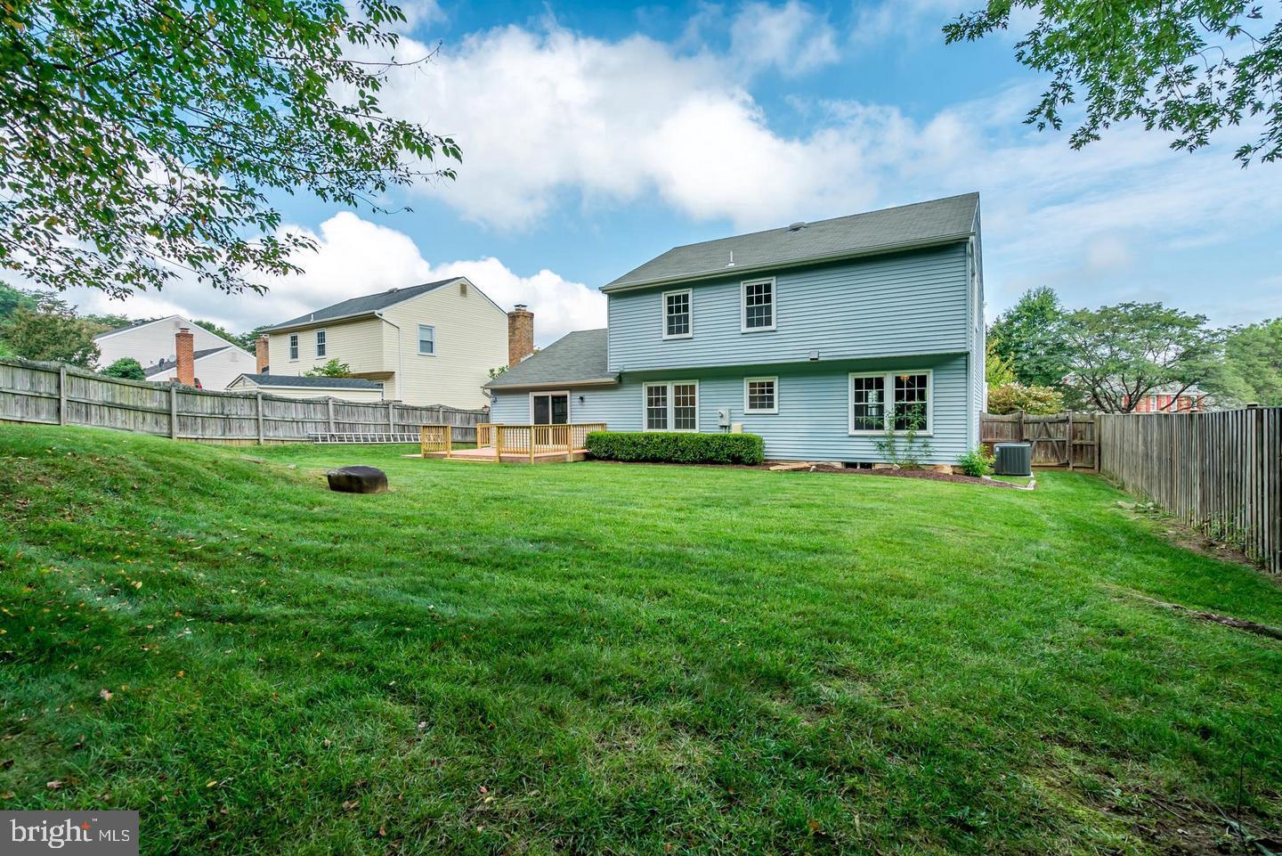 503 HUNT WAY LANE