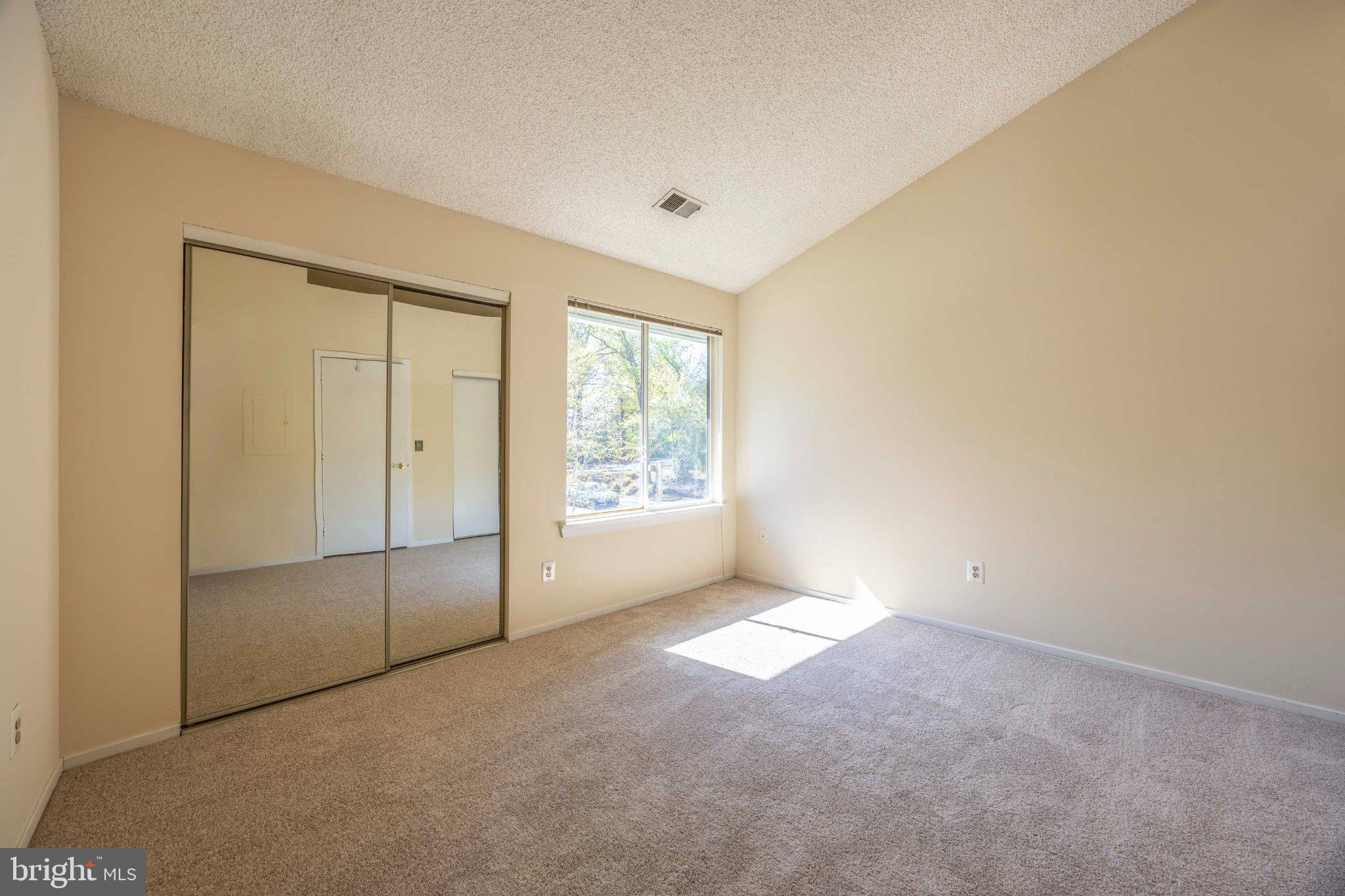 11703 SUMMERCHASE CIRCLE B B