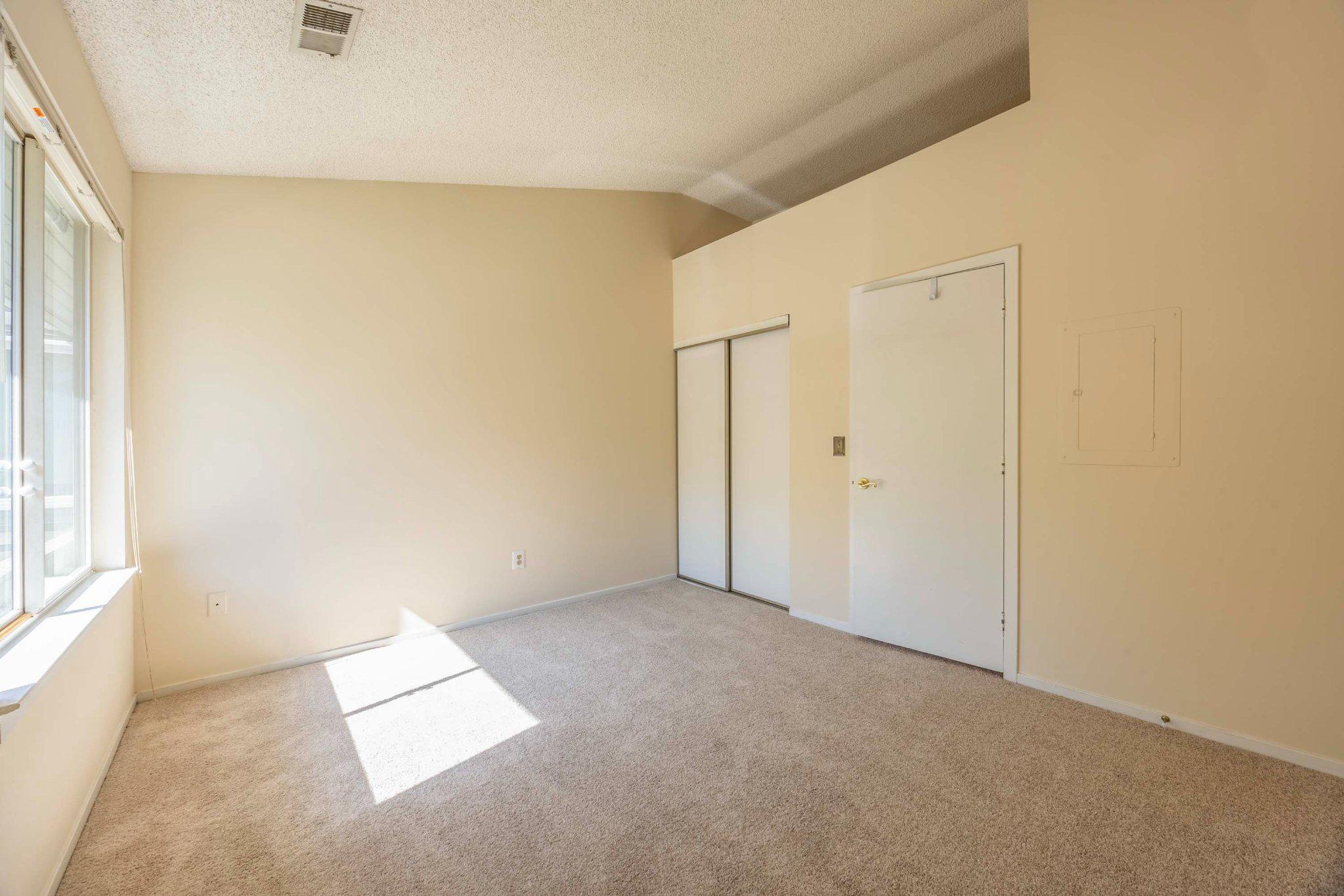 11703 SUMMERCHASE CIRCLE B B