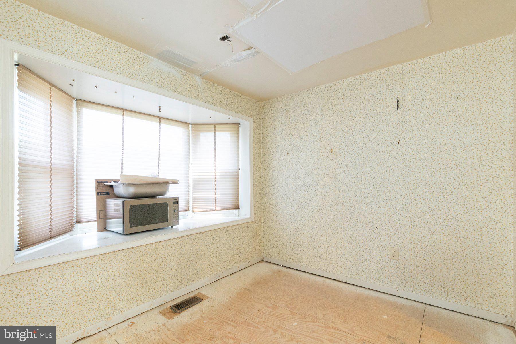 4560 BOGART COURT