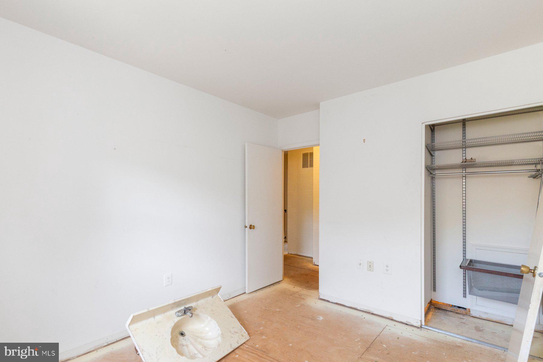 4560 BOGART COURT