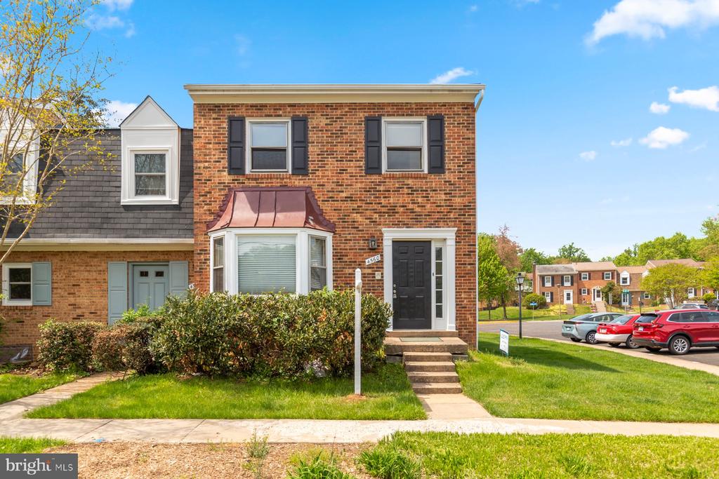 4560 BOGART COURT