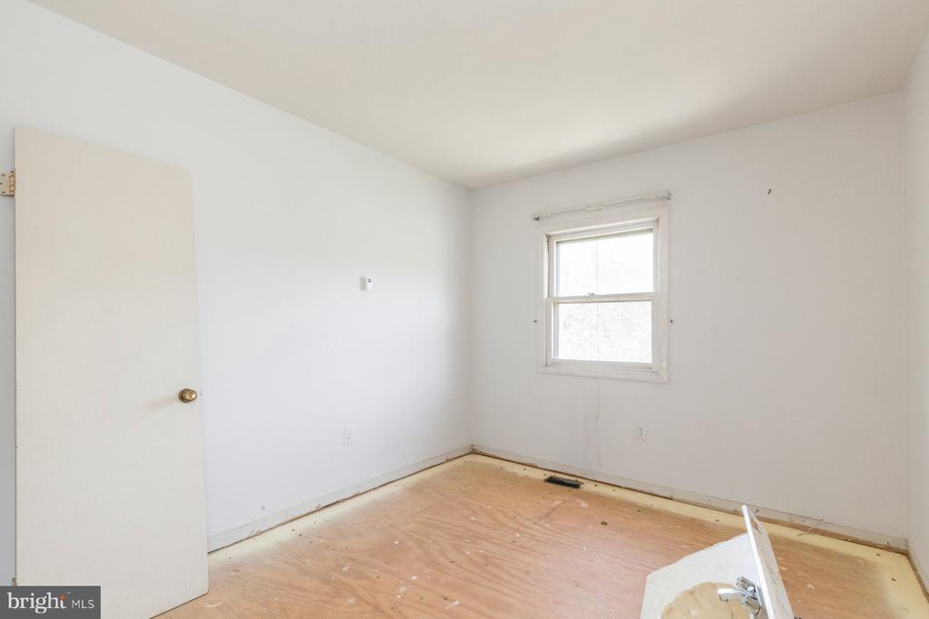 4560 BOGART COURT