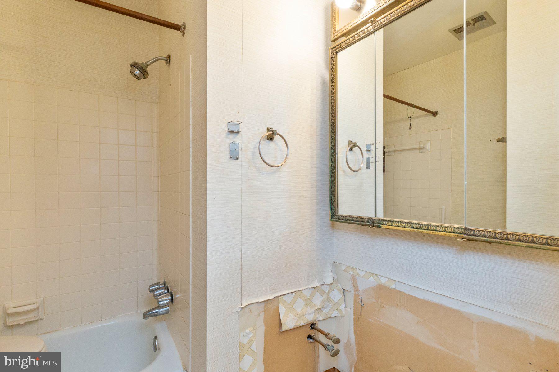 4560 BOGART COURT