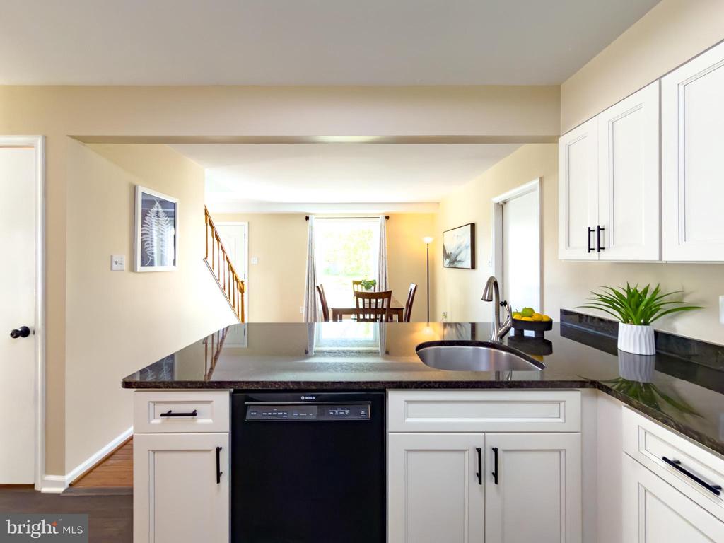 14622 LOCK DRIVE
