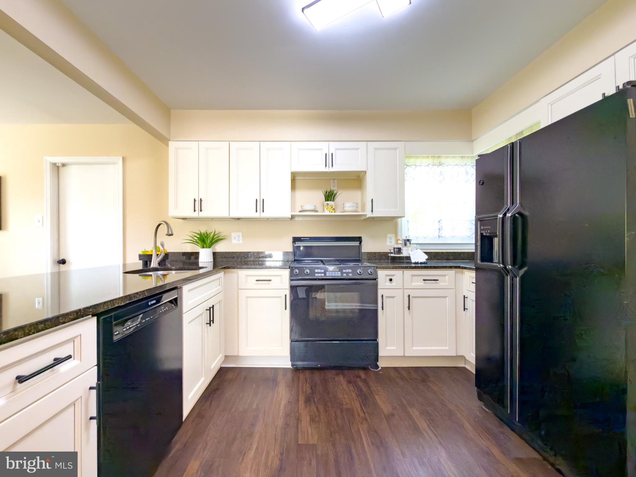 14622 LOCK DRIVE