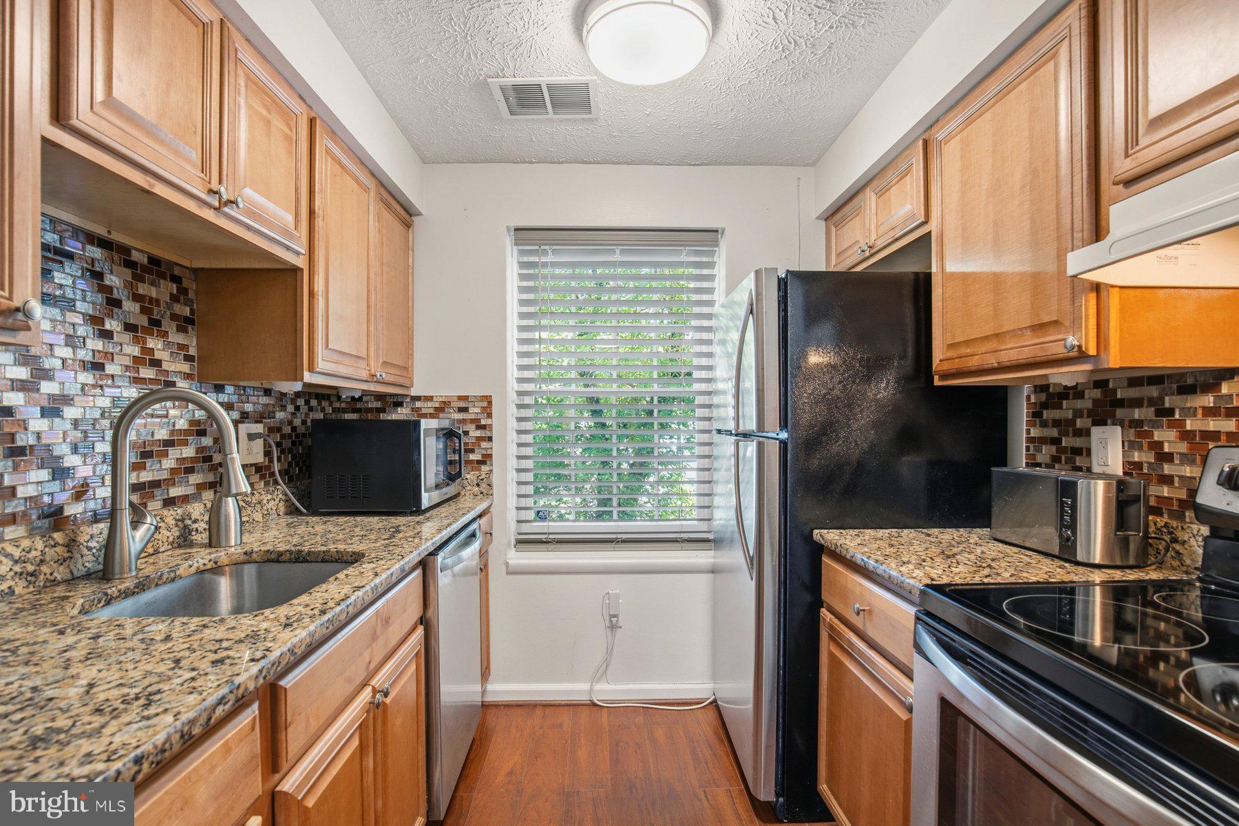 8621 KENOSHA COURT