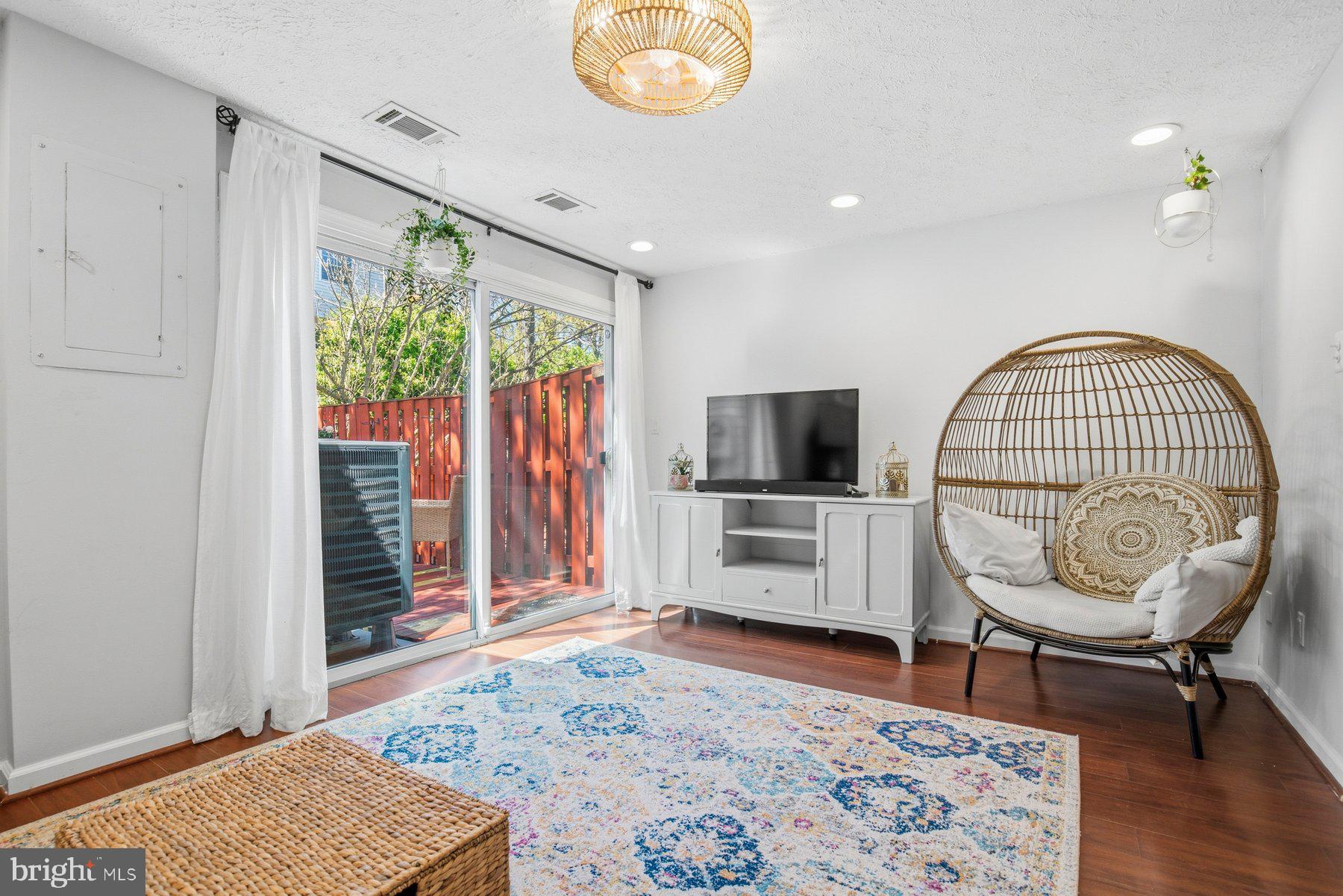 8621 KENOSHA COURT