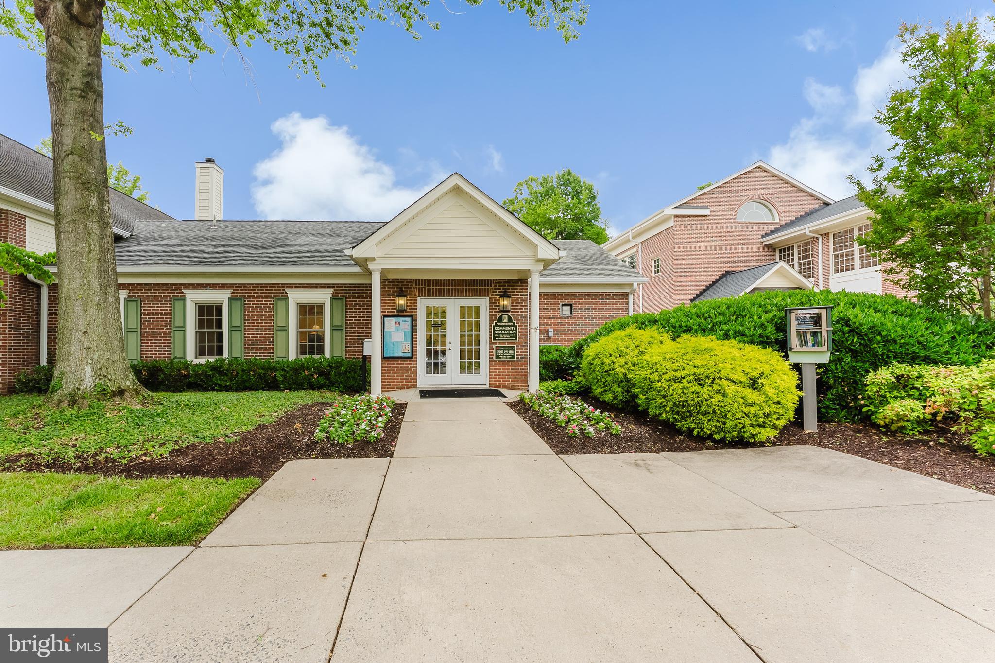 3929 CLARES COURT