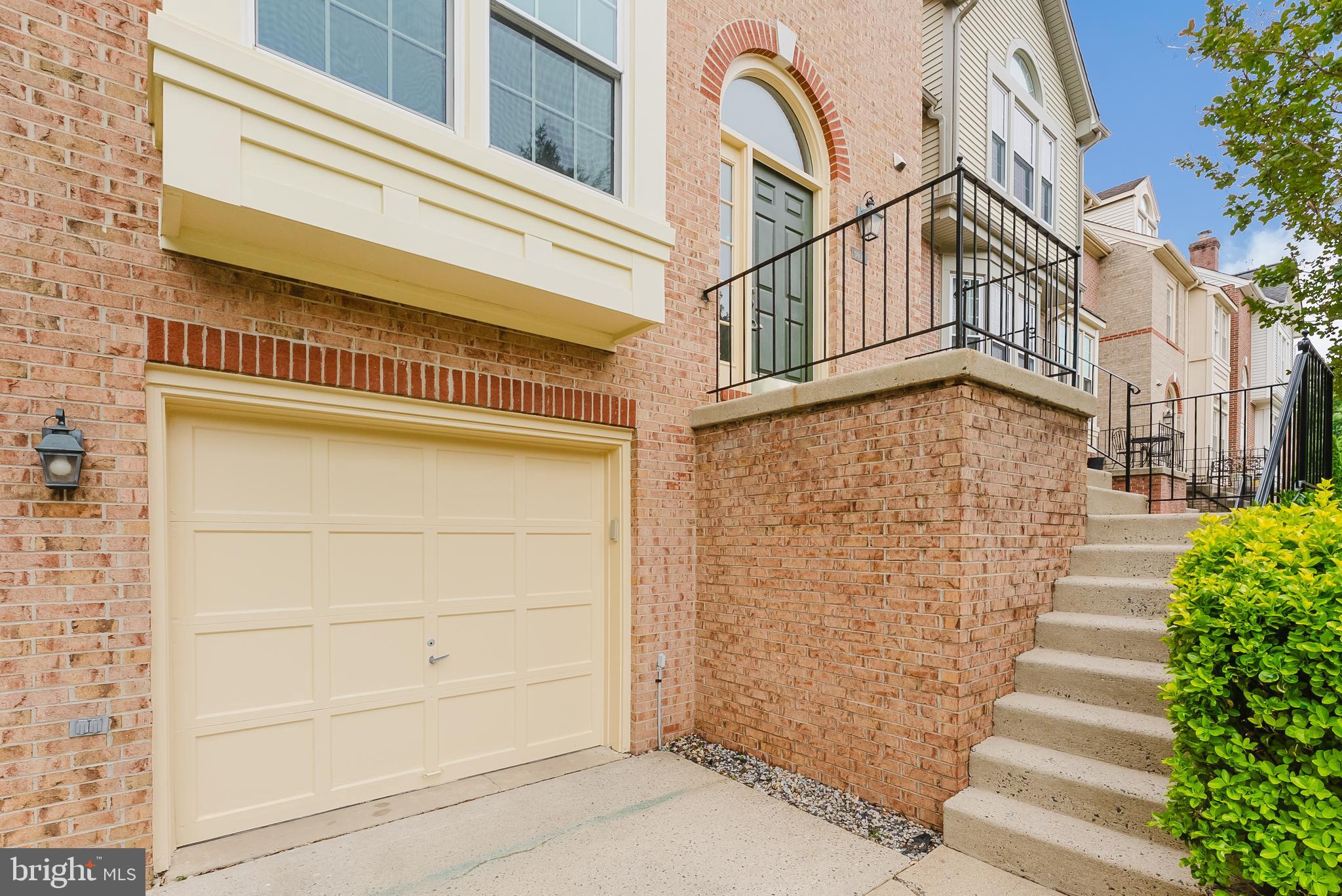 3929 CLARES COURT