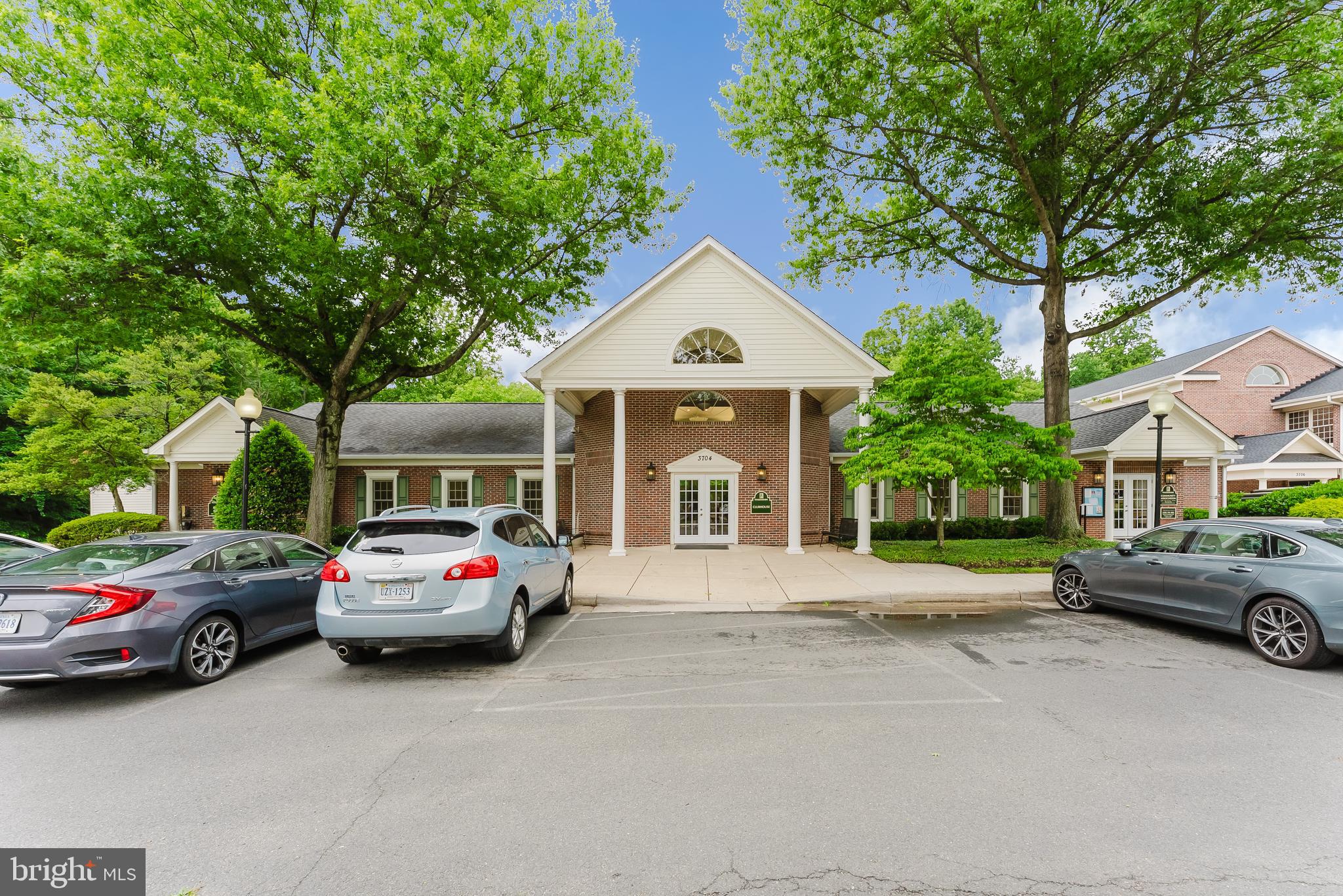 3929 CLARES COURT