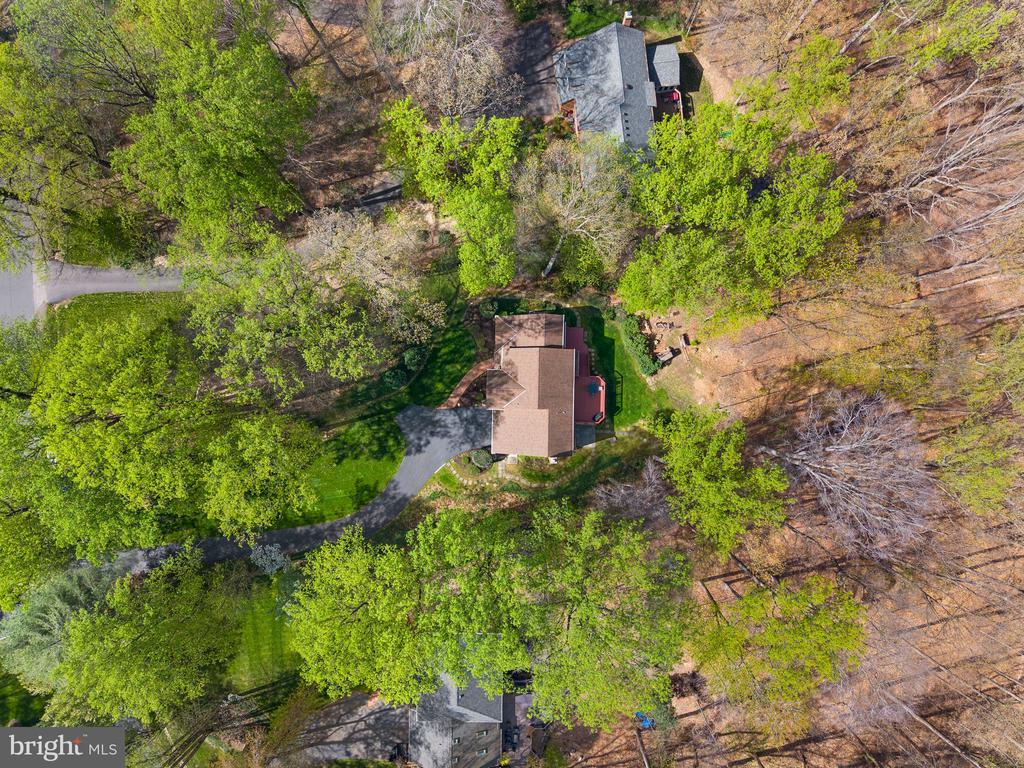 6823 BRIMSTONE LANE