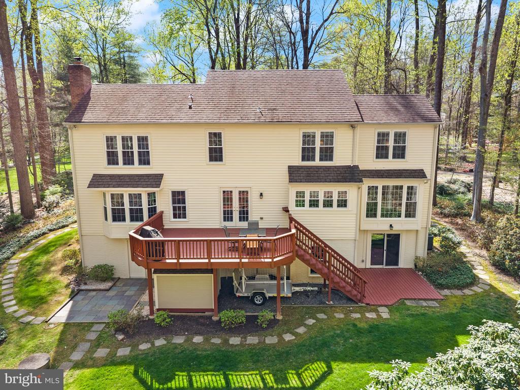 6823 BRIMSTONE LANE