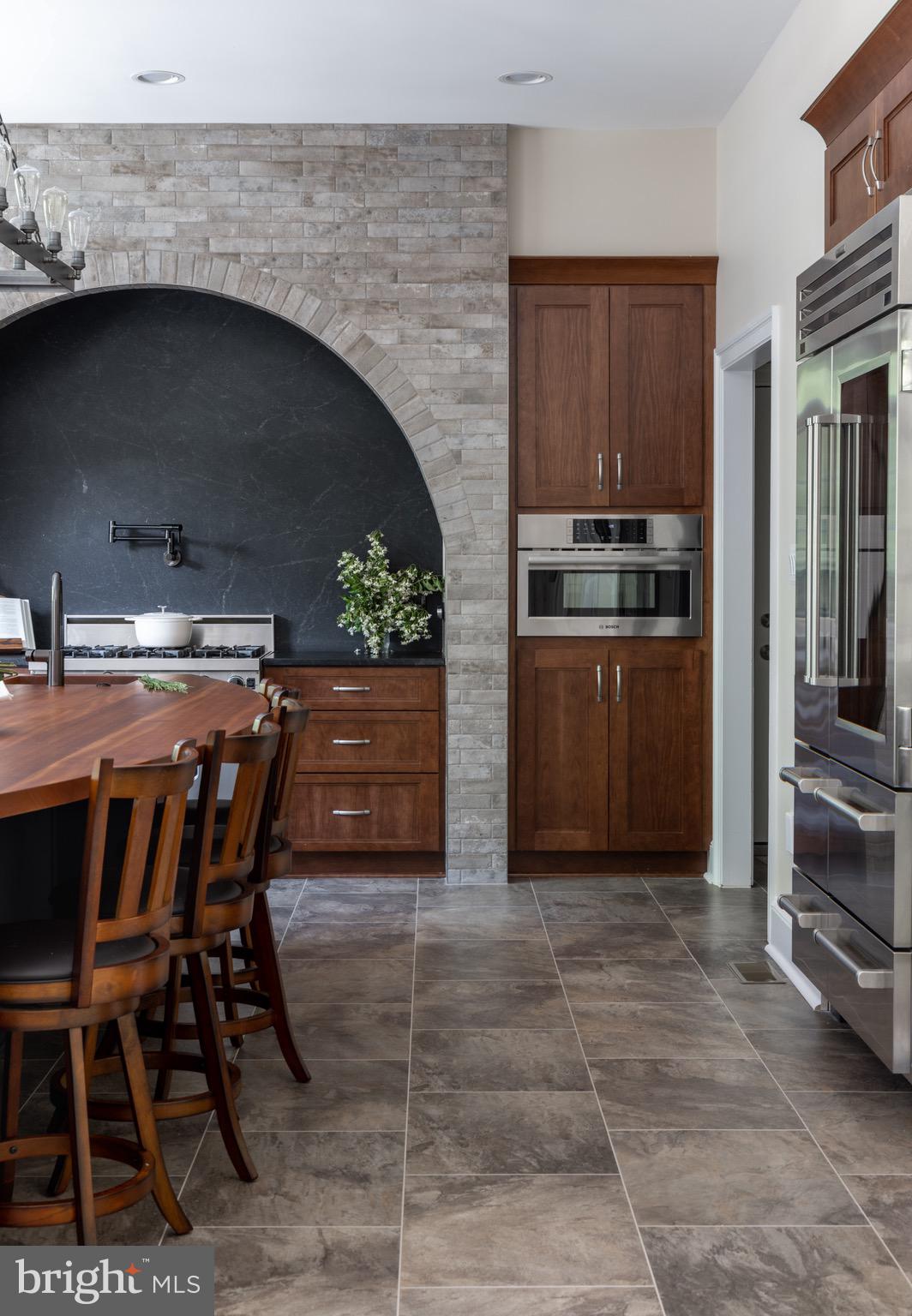 12820 DUNVEGAN DRIVE