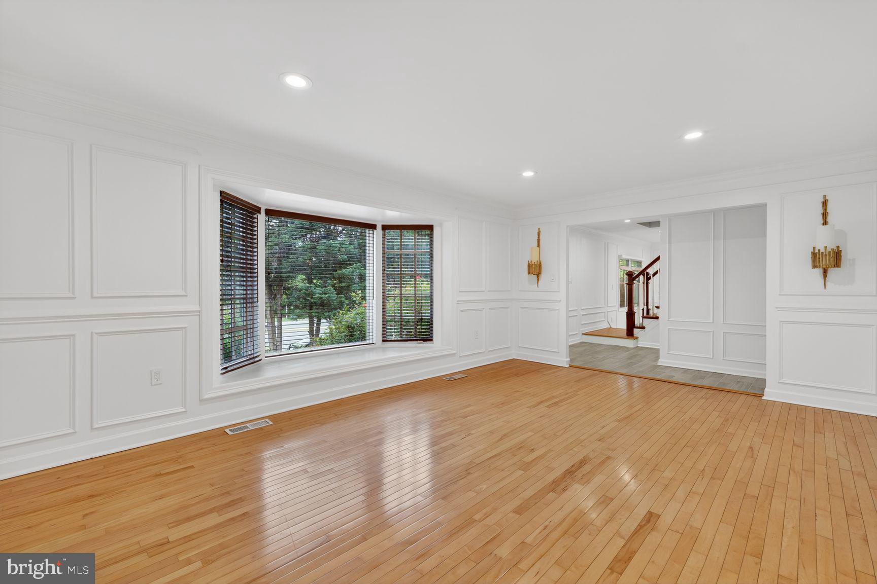 9534 BRADDOCK ROAD