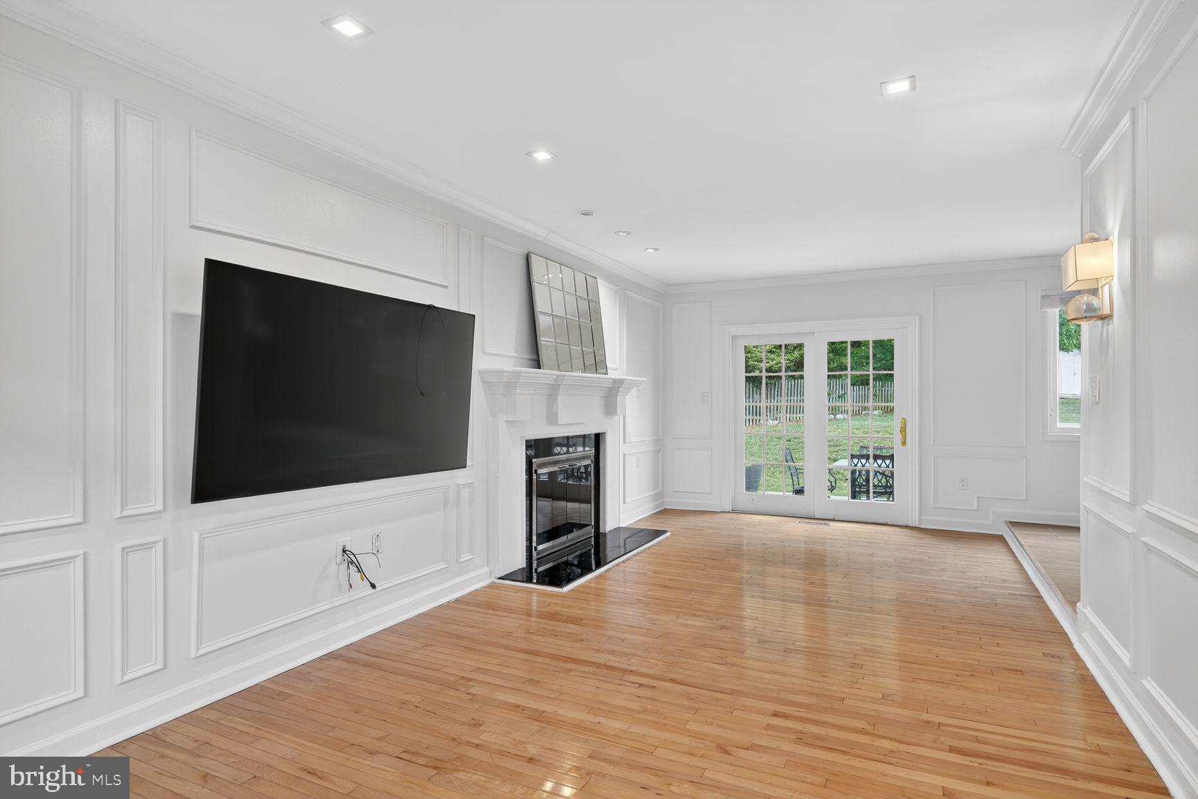 9534 BRADDOCK ROAD