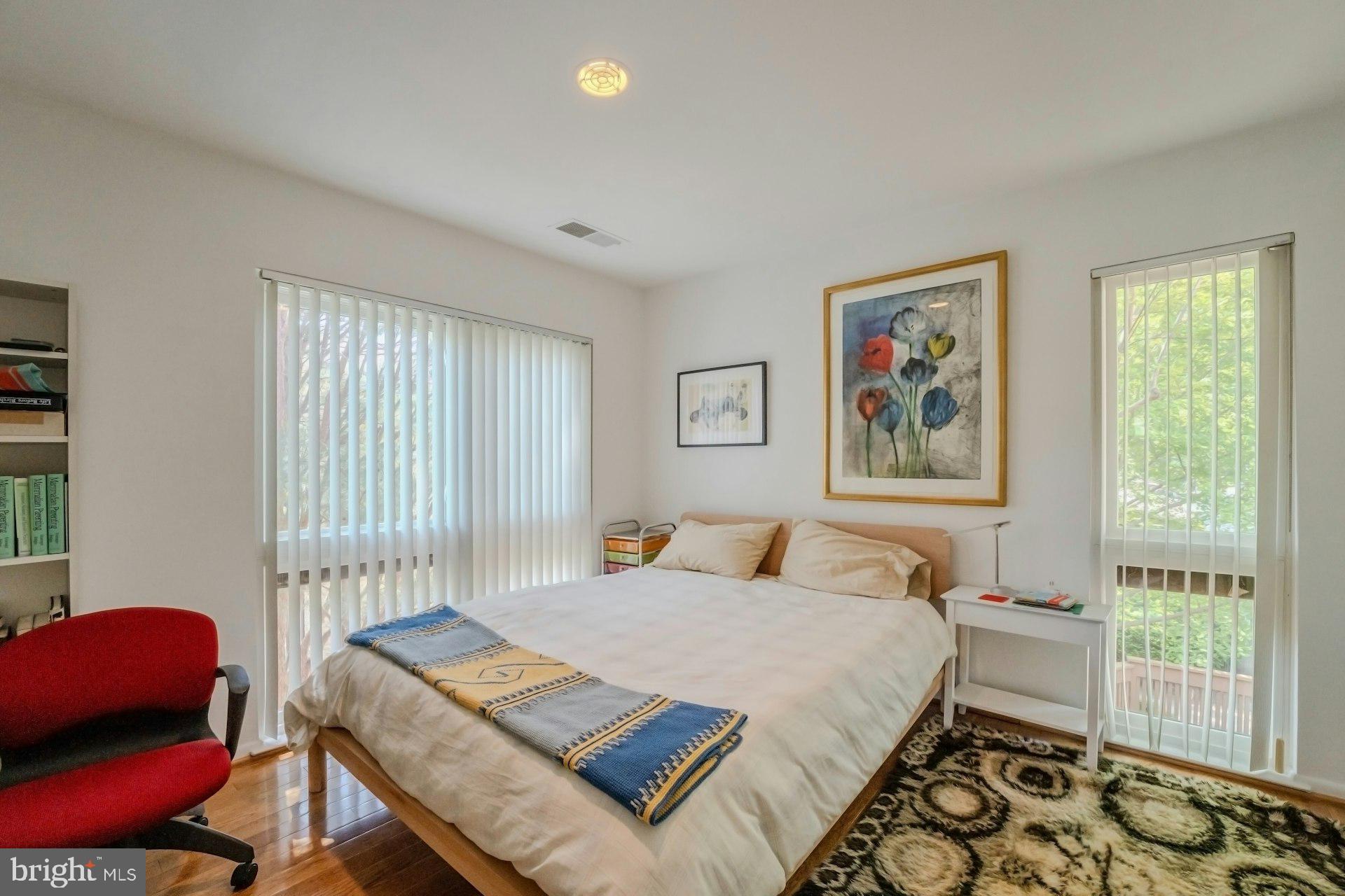 2013 LAKEWINDS DRIVE