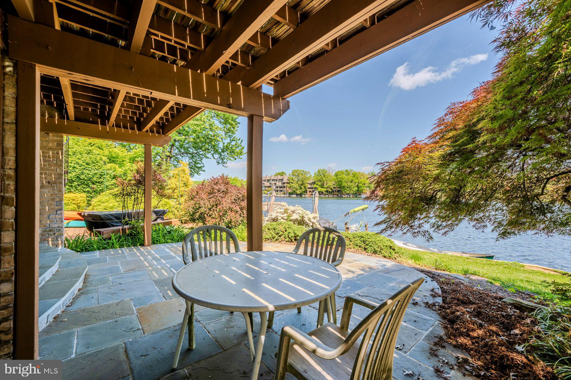 2013 LAKEWINDS DRIVE