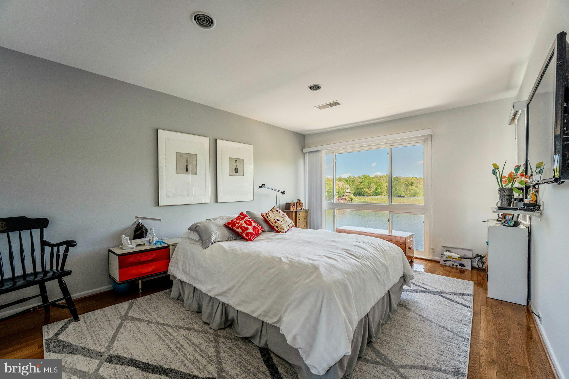 2013 LAKEWINDS DRIVE