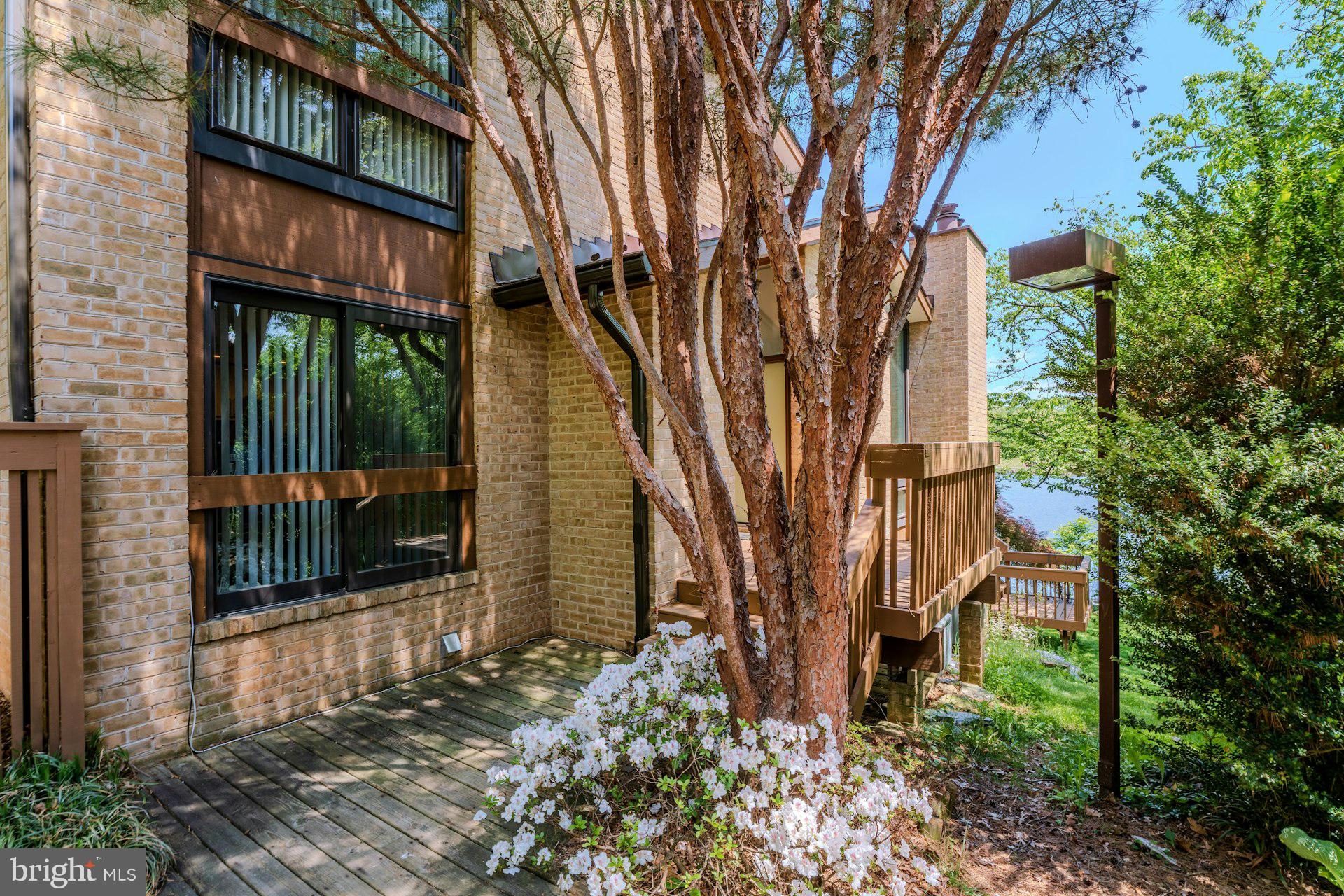 2013 LAKEWINDS DRIVE
