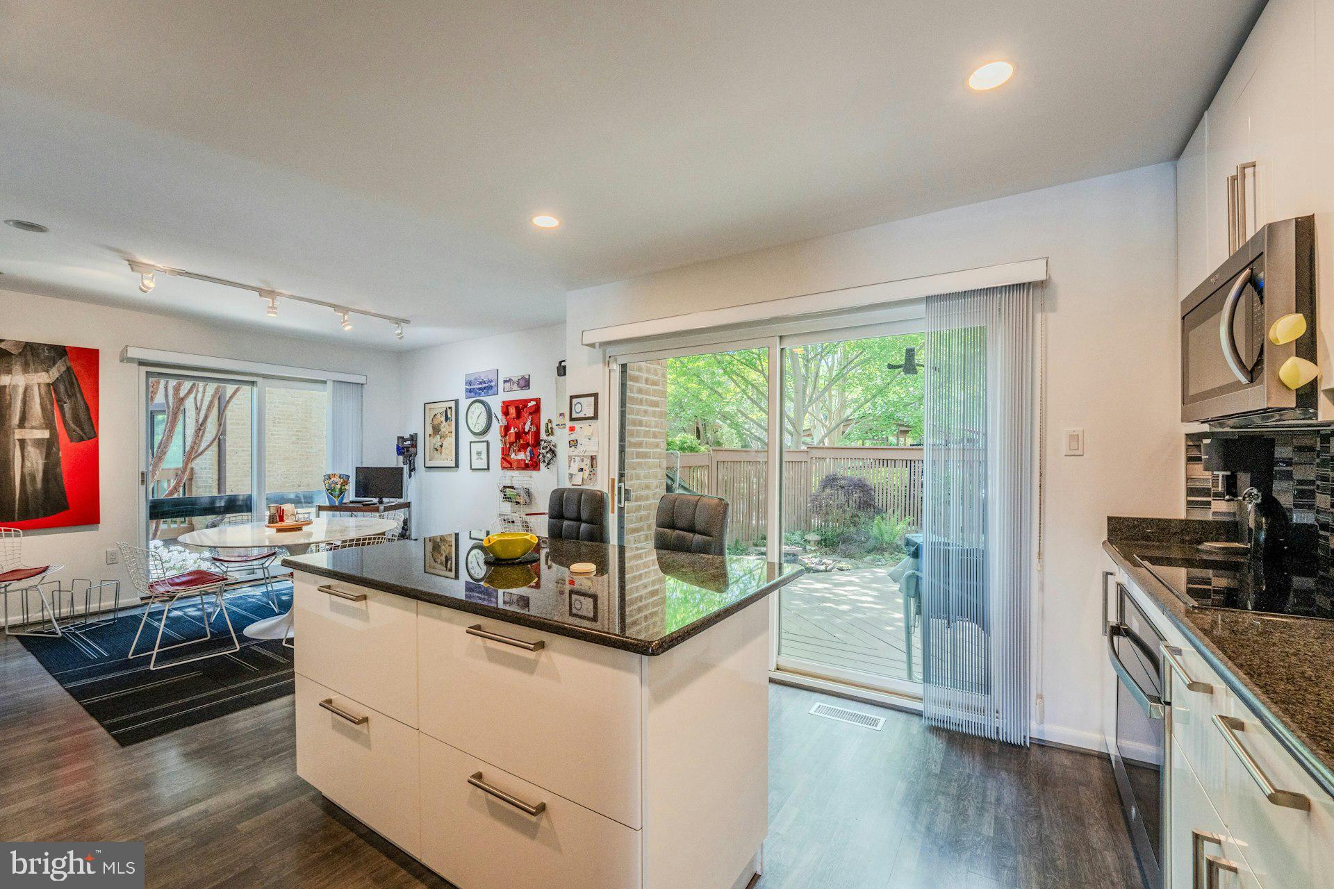 2013 LAKEWINDS DRIVE