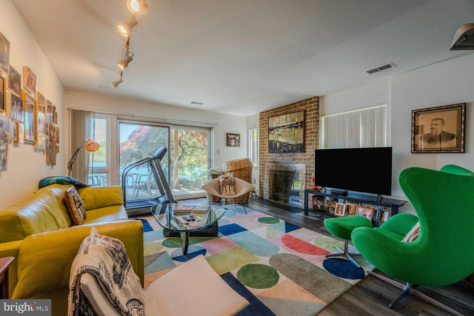 2013 LAKEWINDS DRIVE