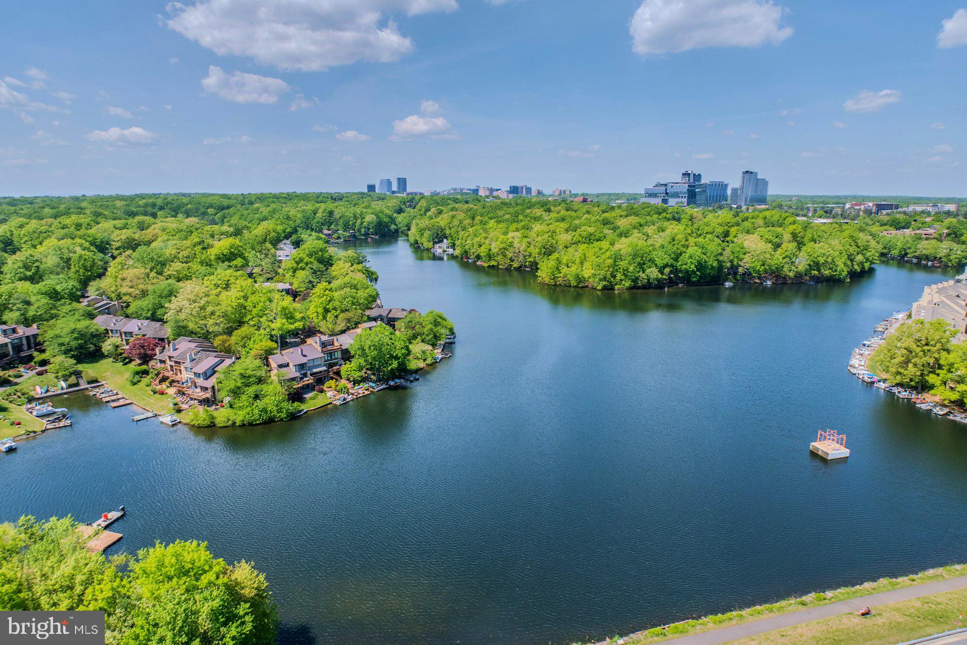 2013 LAKEWINDS DRIVE