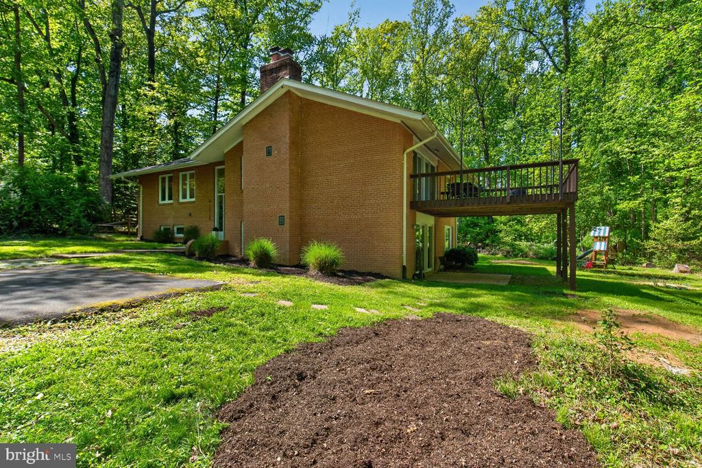 12128 BASSET LANE