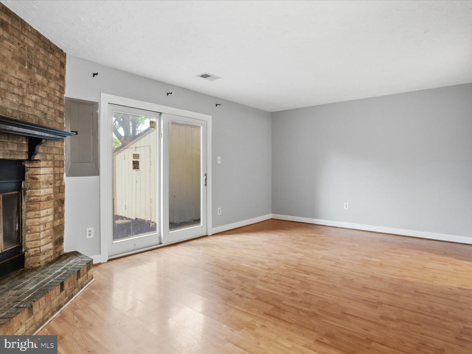 1145 AUTUMNHAZE COURT