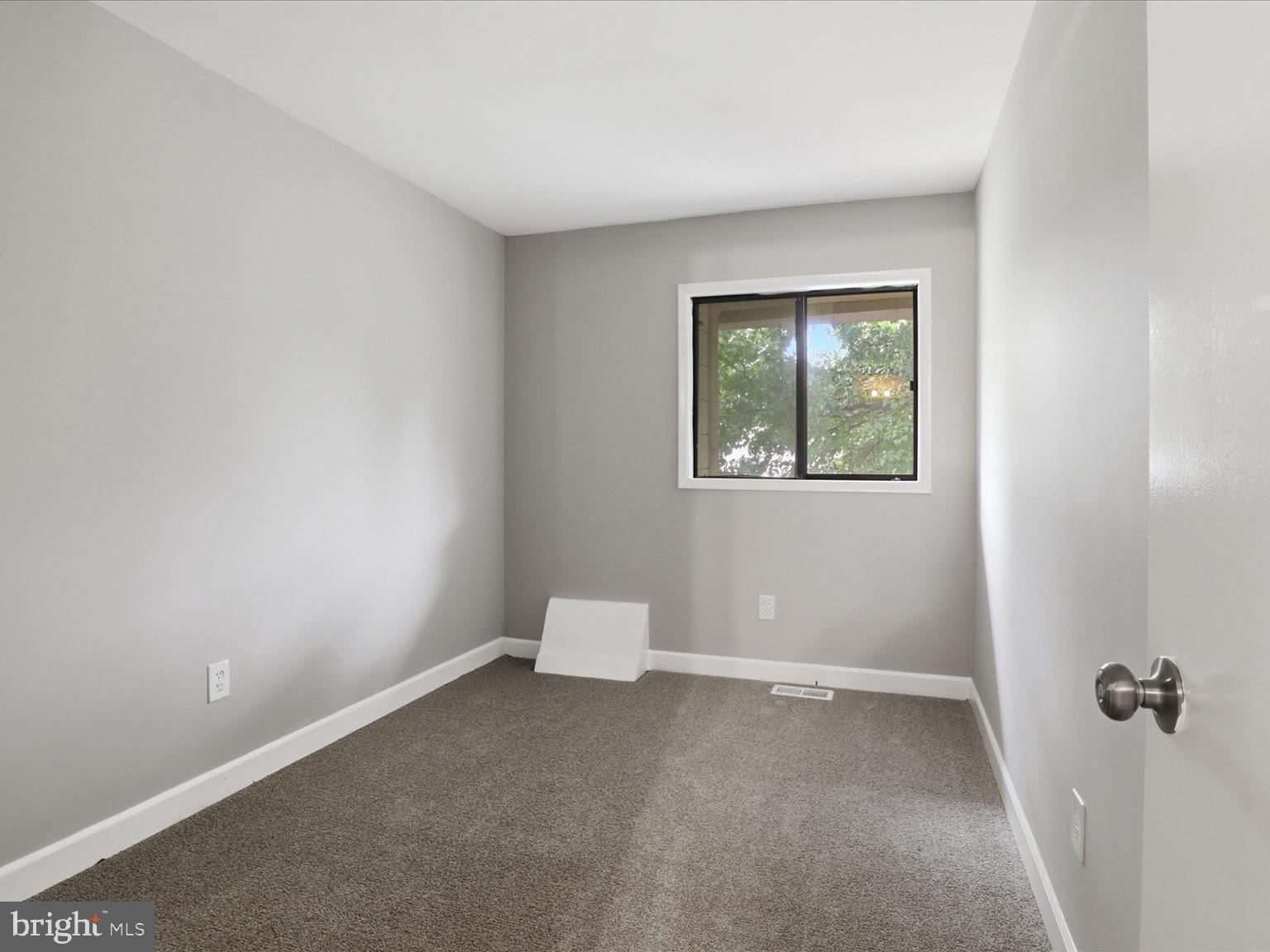 1145 AUTUMNHAZE COURT