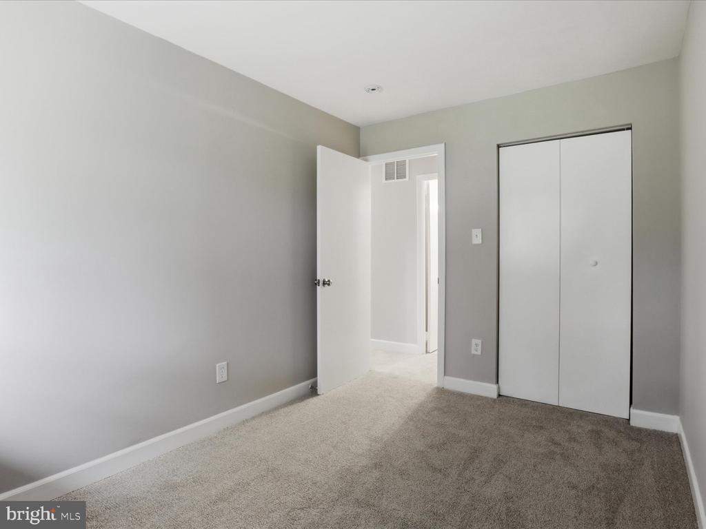 1145 AUTUMNHAZE COURT