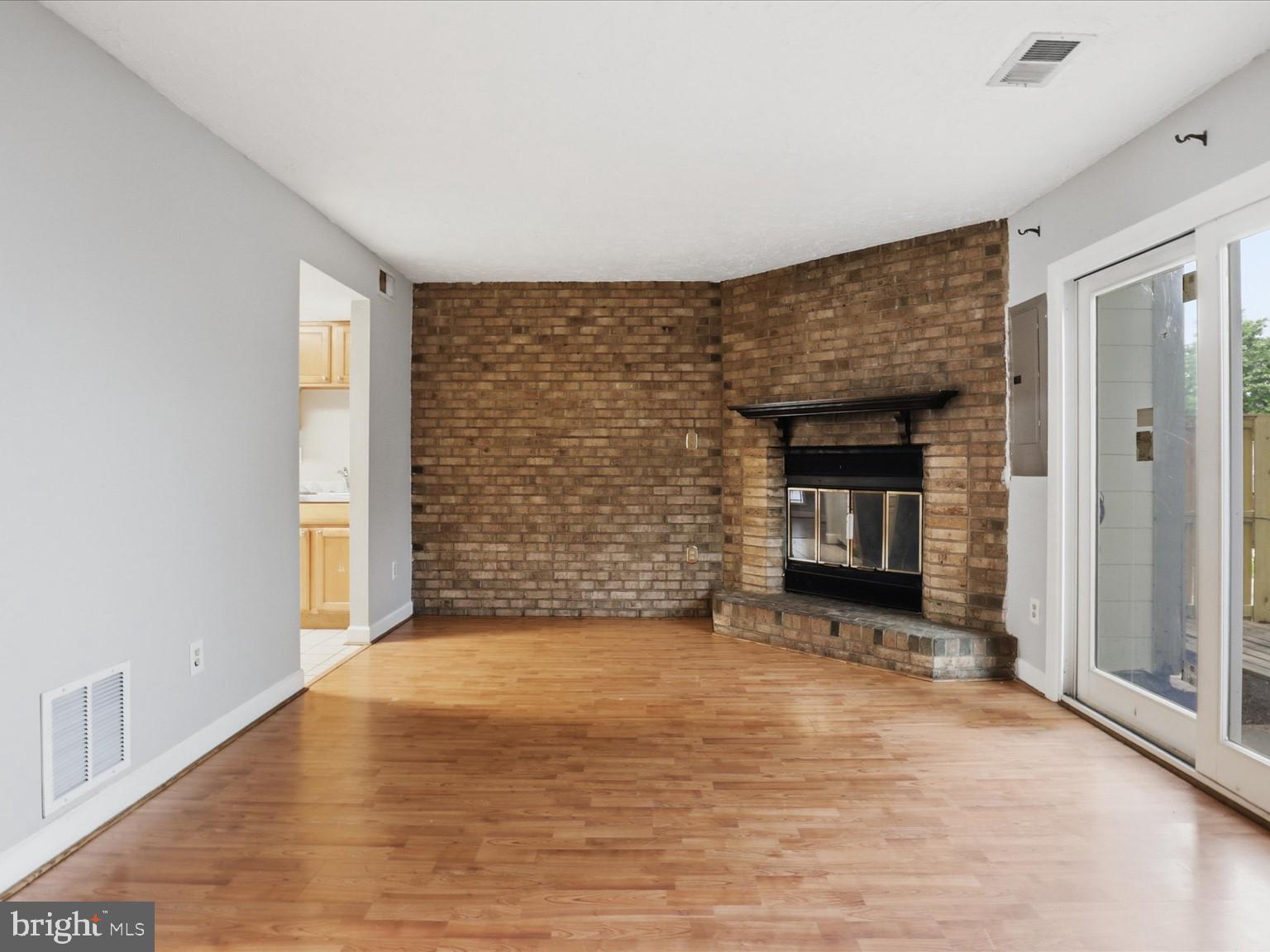 1145 AUTUMNHAZE COURT
