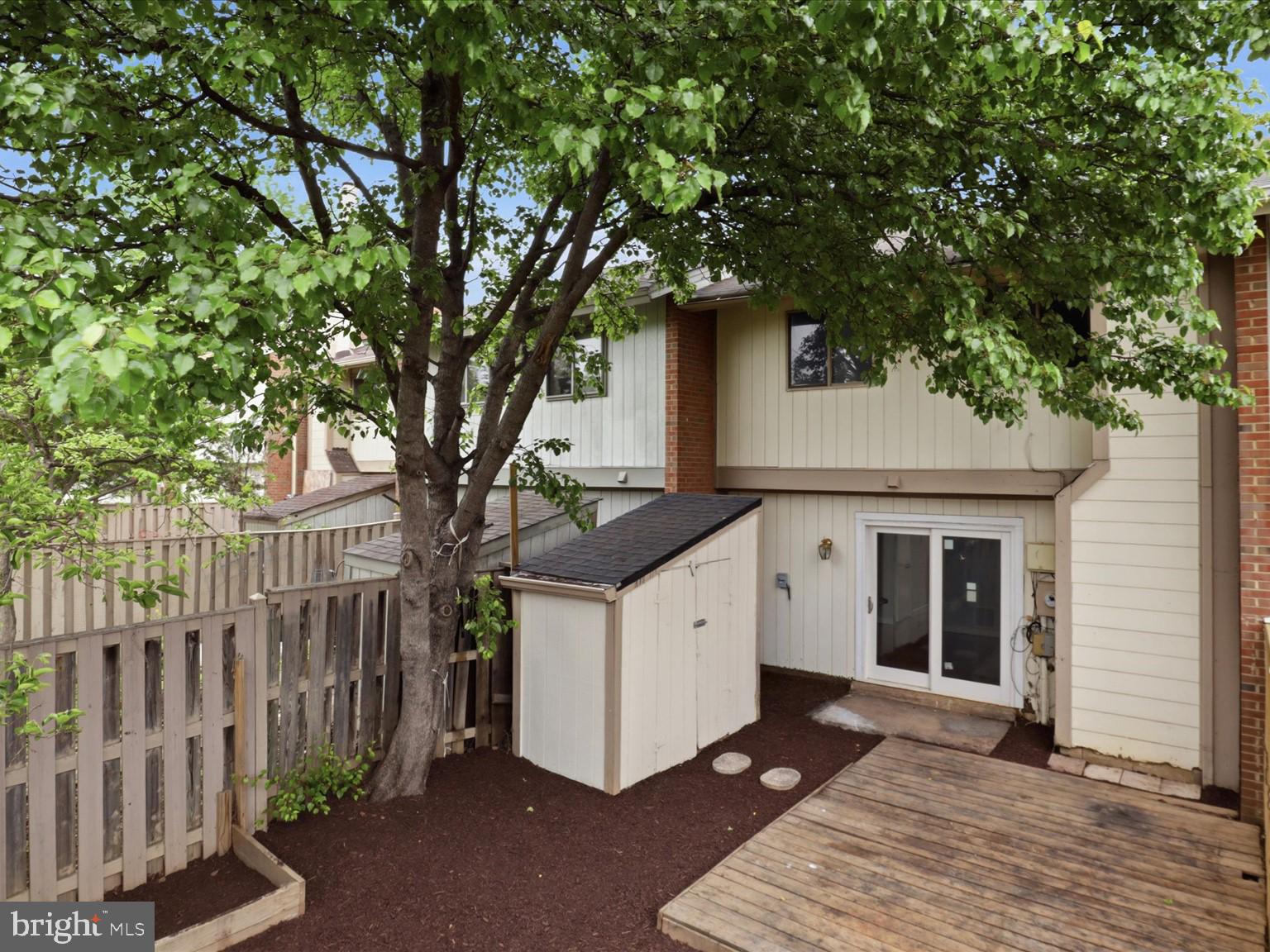 1145 AUTUMNHAZE COURT