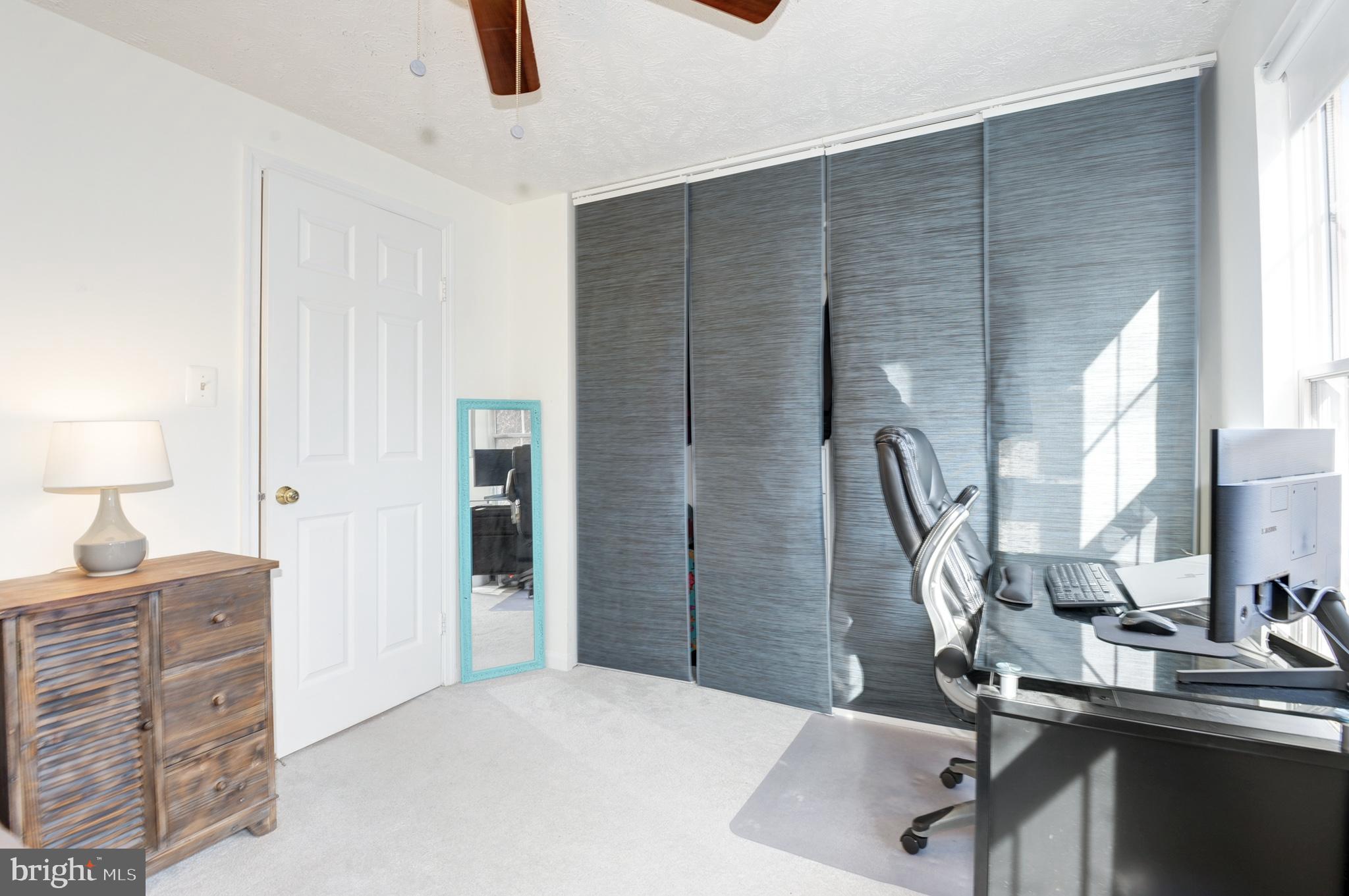 1598 WOODCREST DRIVE