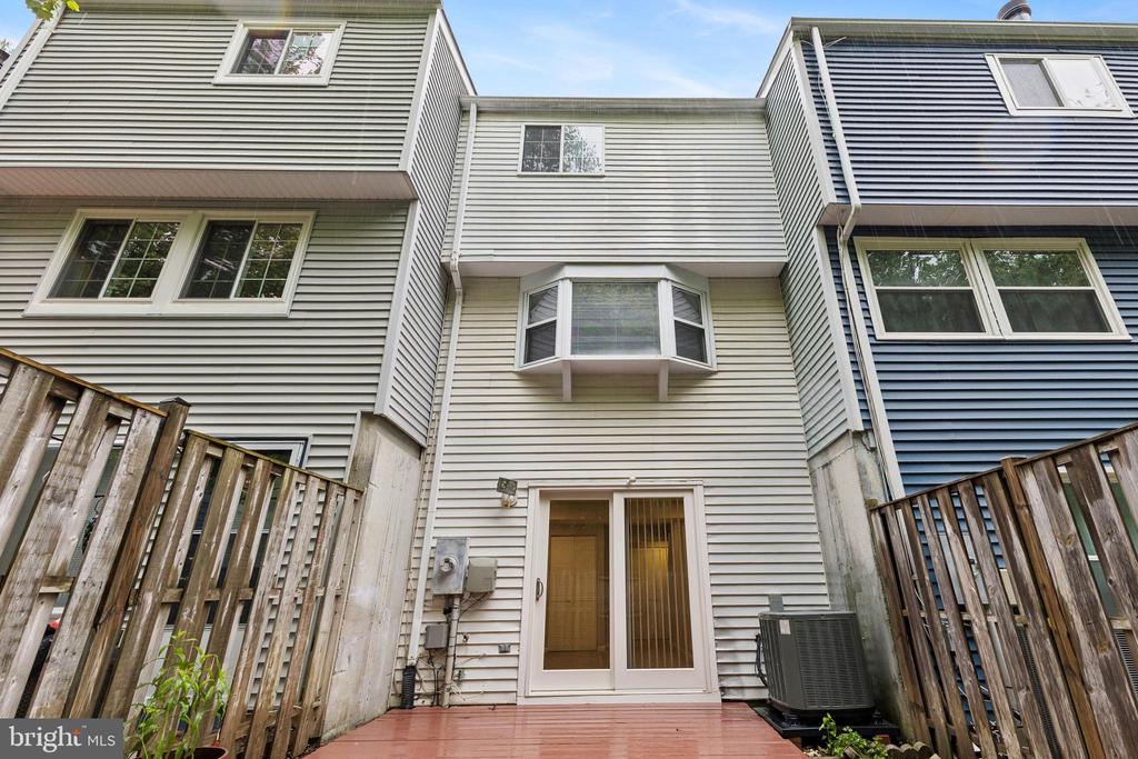 8317 BROOKVALE COURT