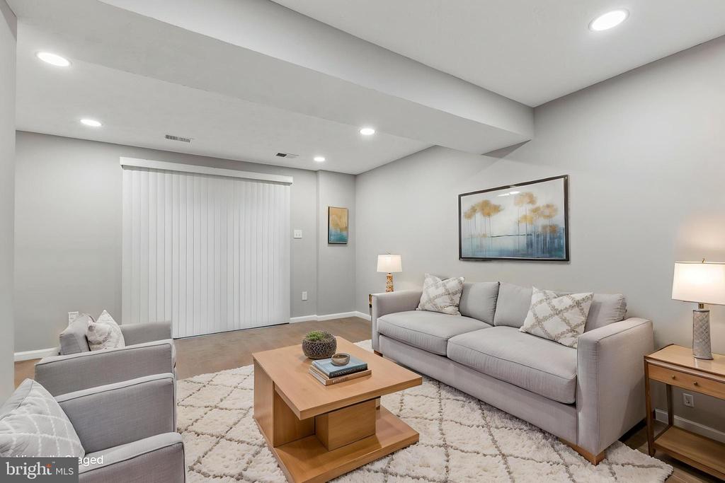 8317 BROOKVALE COURT