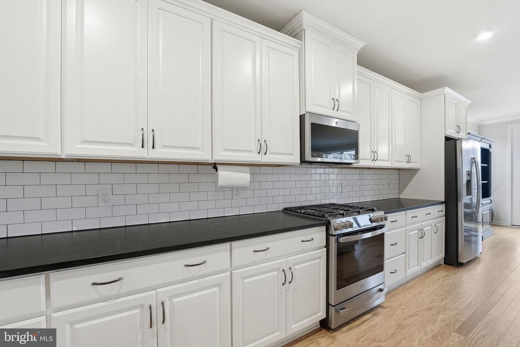 14421 BECKETT GLEN CIRCLE 1006