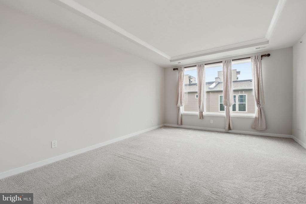 14421 BECKETT GLEN CIRCLE 1006